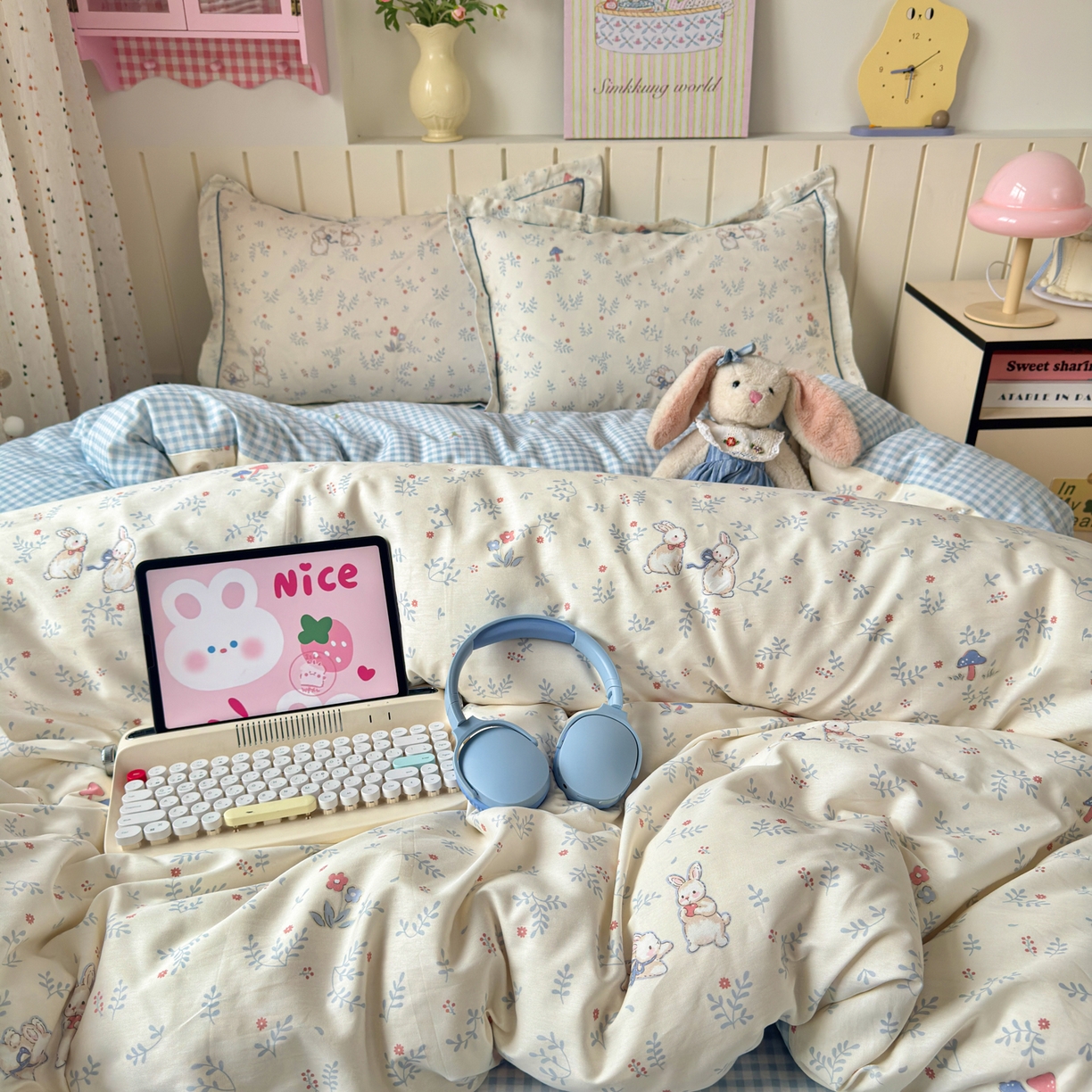 91家纺网 家纺一手货源 找家纺 乐童家纺 2026新款全棉纯棉网红直播爆款吊边＋一字绣工艺款四件套（四） 觅时光-兰