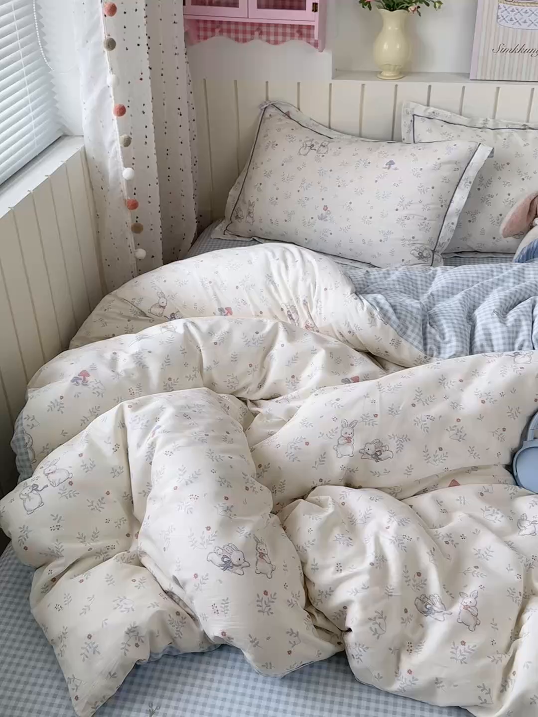 91家纺网 家纺一手货源 找家纺 乐童家纺 2026新款全棉纯棉网红直播爆款吊边＋一字绣工艺款四件套（四） 觅时光-兰