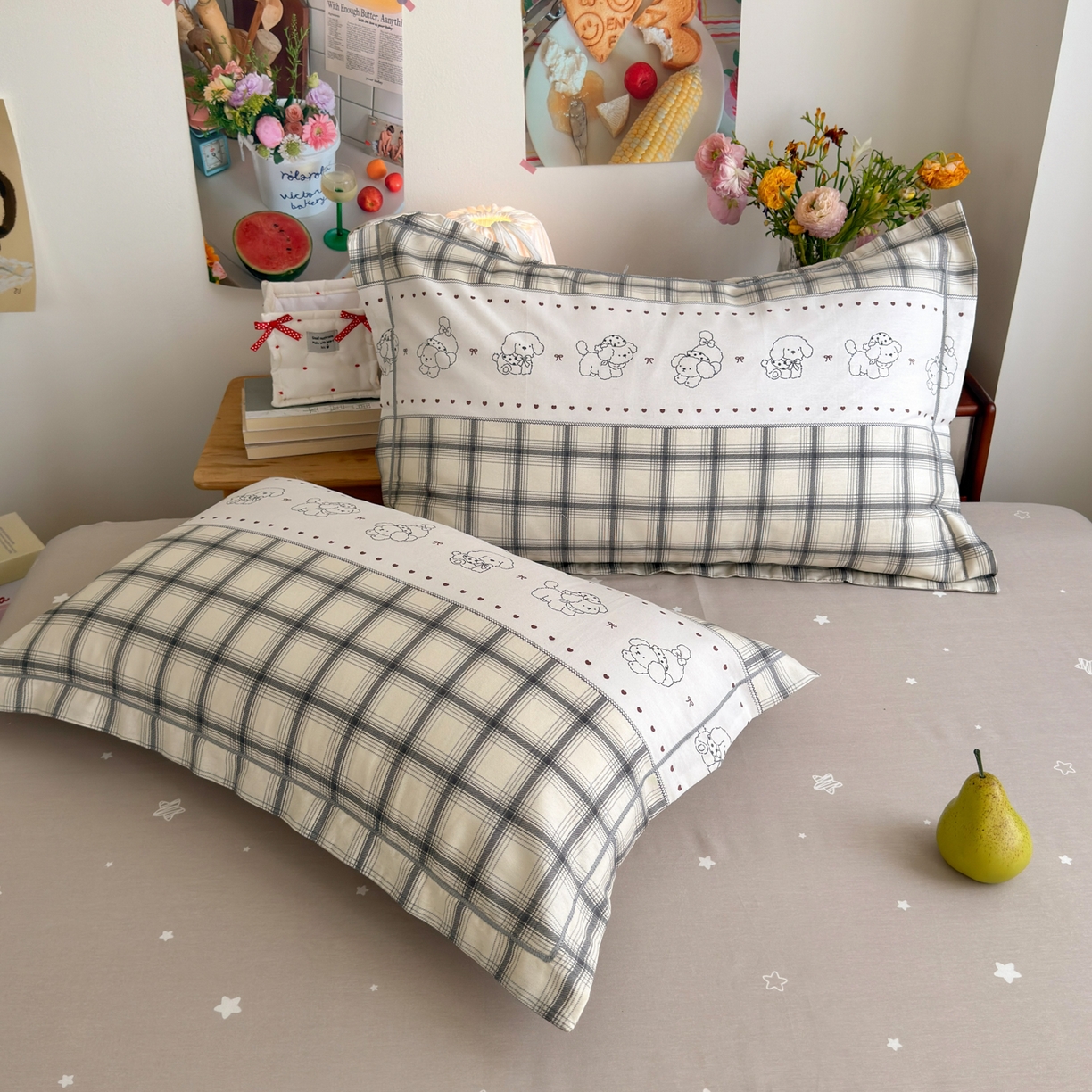 91家纺网 家纺一手货源 找家纺 乐童家纺 2026新款全棉纯棉网红直播爆款吊边＋一字绣工艺款四件套（四） 暖萌汪汪