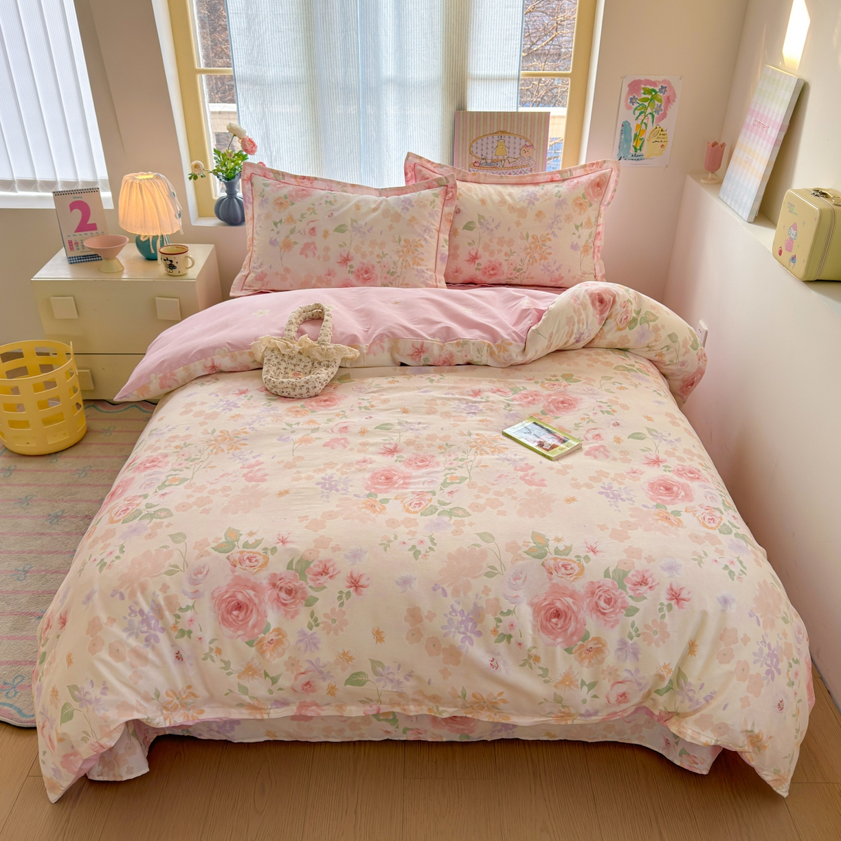 91家纺网 家纺一手货源 找家纺 乐童家纺 2026新款全棉纯棉网红直播爆款吊边＋一字绣工艺款四件套（四） 雾飞花