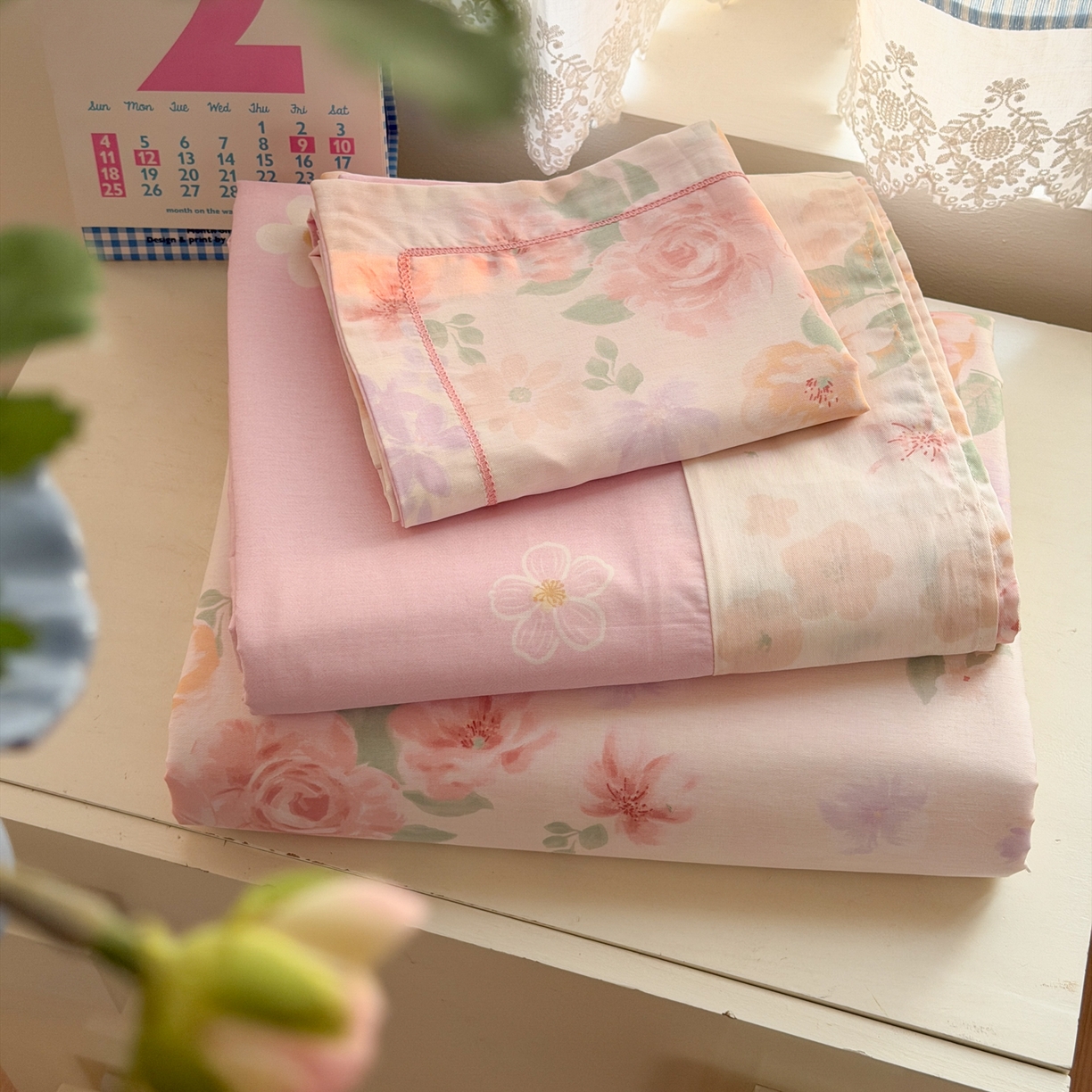 91家纺网 家纺一手货源 找家纺 乐童家纺 2026新款全棉纯棉网红直播爆款吊边＋一字绣工艺款四件套（四） 雾飞花