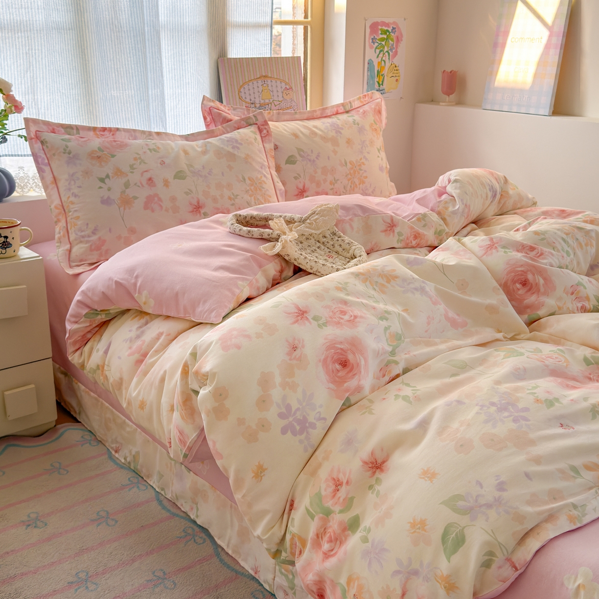 91家纺网 家纺一手货源 找家纺 乐童家纺 2026新款全棉纯棉网红直播爆款吊边＋一字绣工艺款四件套（四） 雾飞花