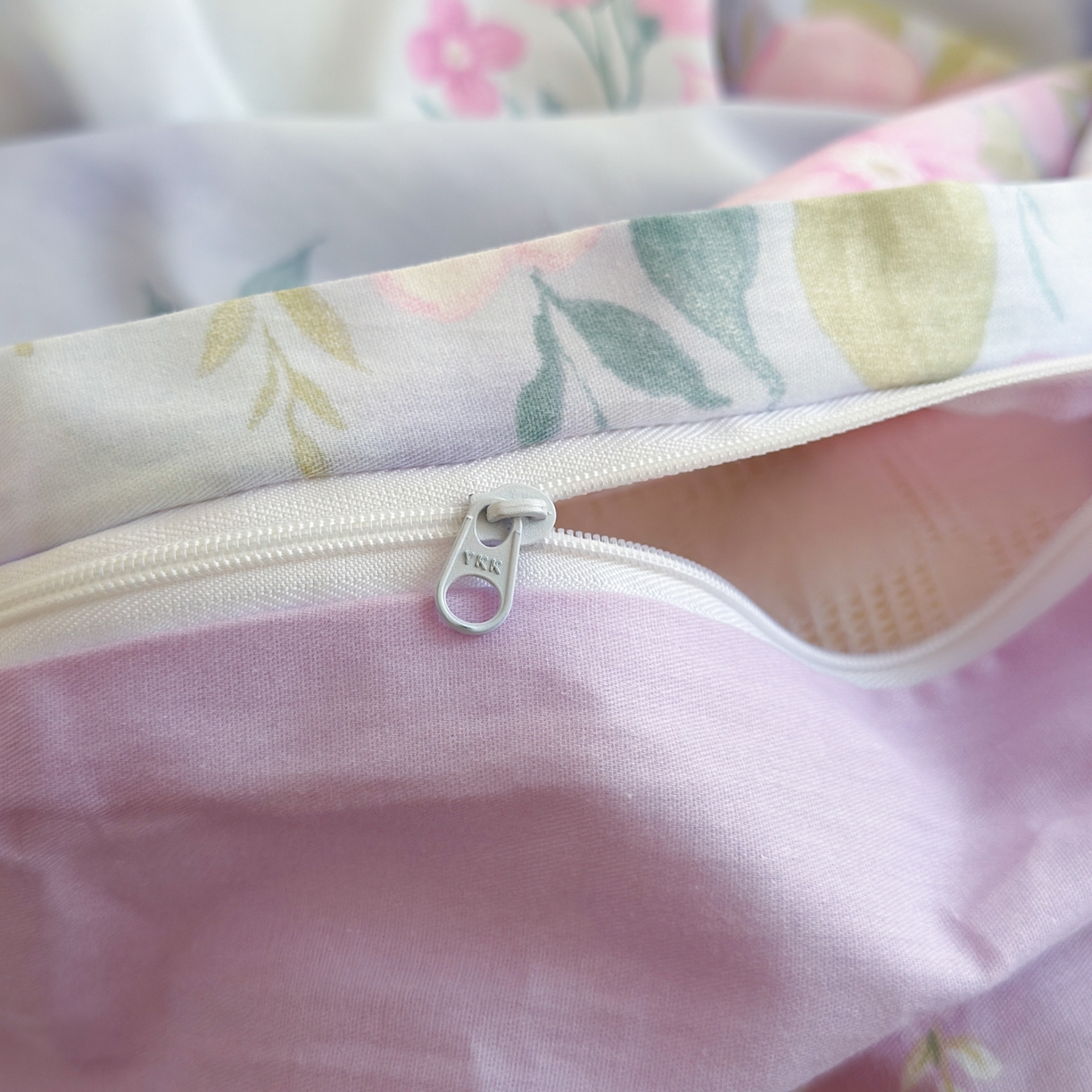 91家纺网 家纺一手货源 找家纺 乐童家纺 2026新款全棉纯棉网红直播爆款吊边＋一字绣工艺款四件套（四） 汐颜