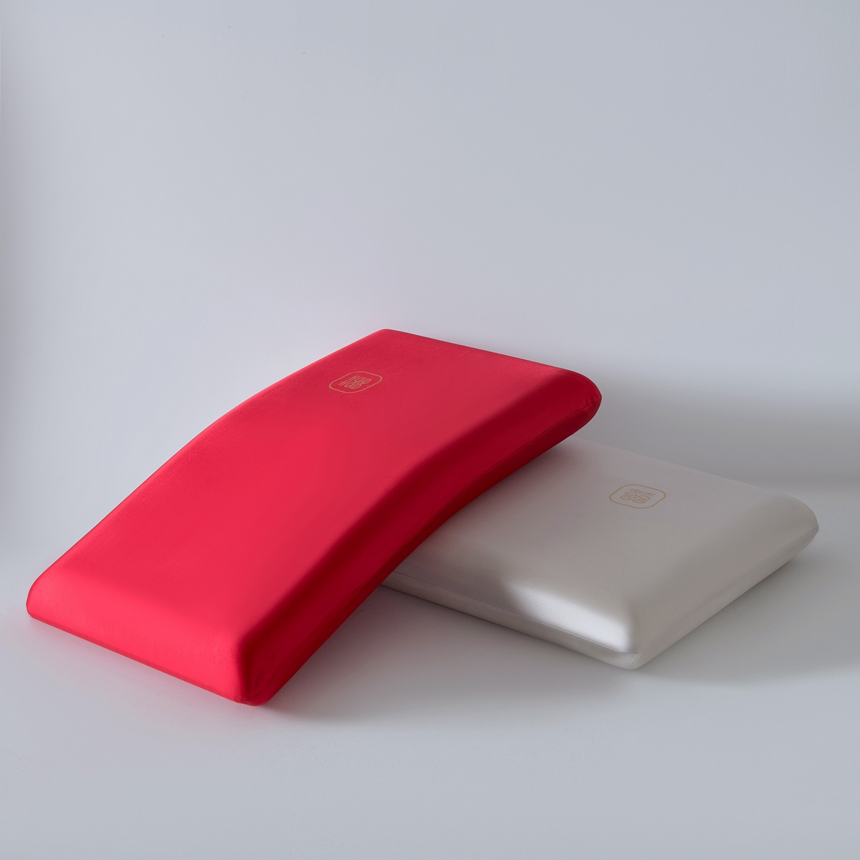 91家纺网 家纺一手货源 找家纺 （总）爱尔记忆枕 2026新款深度放松肩颈枕枕头枕芯-合喜