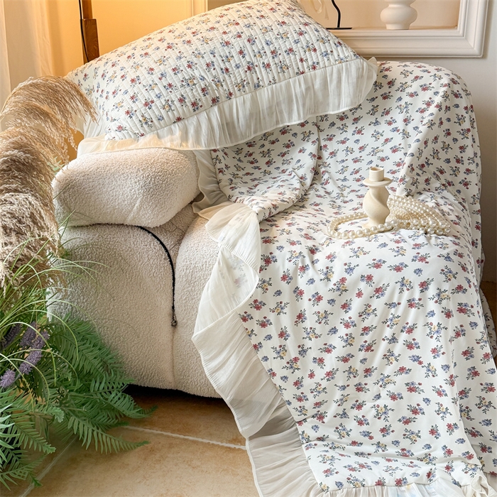 91家纺网 家纺一手货源 找家纺 吾欢心 2026新款法式花边凉感丝夏凉被空调被夏被可机洗 复古蔷薇