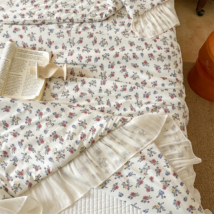 91家纺网 家纺一手货源 找家纺 吾欢心 2026新款法式花边凉感丝夏凉被空调被夏被可机洗 复古蔷薇