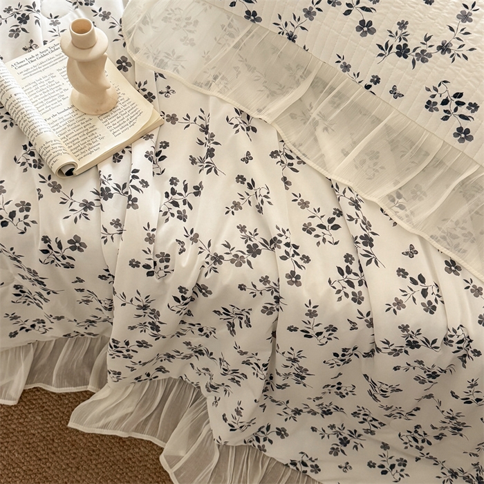 91家纺网 家纺一手货源 找家纺 吾欢心 2026新款法式花边凉感丝夏凉被空调被夏被可机洗 雾屿玫瑰