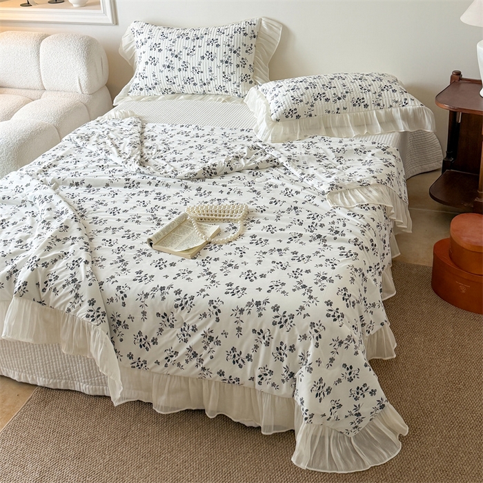 91家纺网 家纺一手货源 找家纺 吾欢心 2026新款法式花边凉感丝夏凉被空调被夏被可机洗 雾屿玫瑰