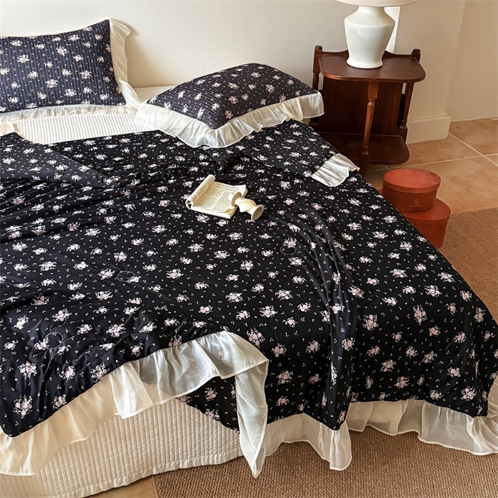 91家纺网 家纺一手货源 找家纺 吾欢心 2026新款法式花边凉感丝夏凉被空调被夏被可机洗 香颂漫花