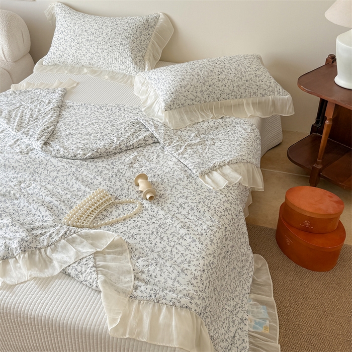 91家纺网 家纺一手货源 找家纺 吾欢心 2026新款法式花边凉感丝夏凉被空调被夏被可机洗 云间茉莉