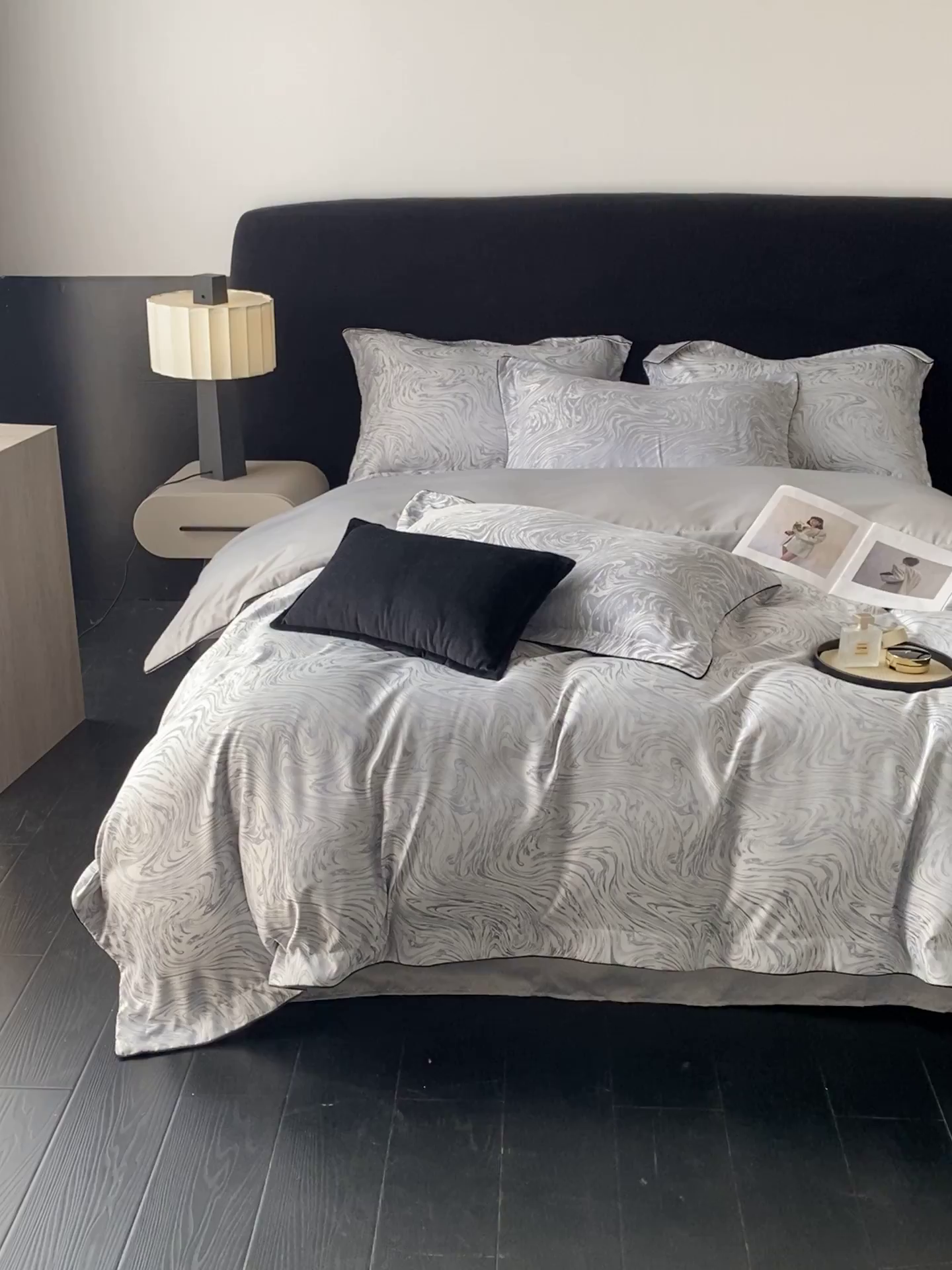 91家纺网 家纺一手货源 找家纺 （总）爱彼家纺 2026新款轻奢水洗冰丝提花亲肤四件套