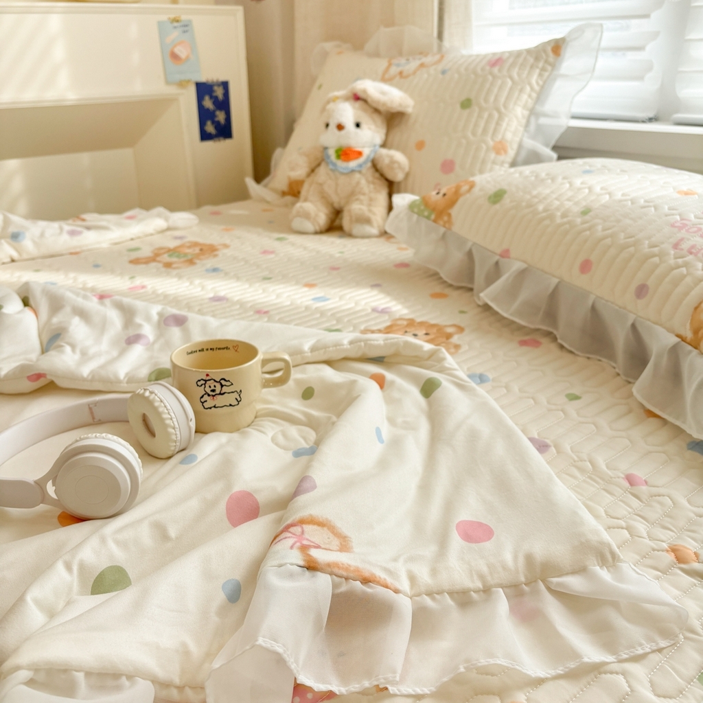 91家纺网 家纺一手货源 找家纺 慕尚家纺 2026新款床裙凉席夏被空调被夏凉被三件套四件套 床裙款 甜心熊