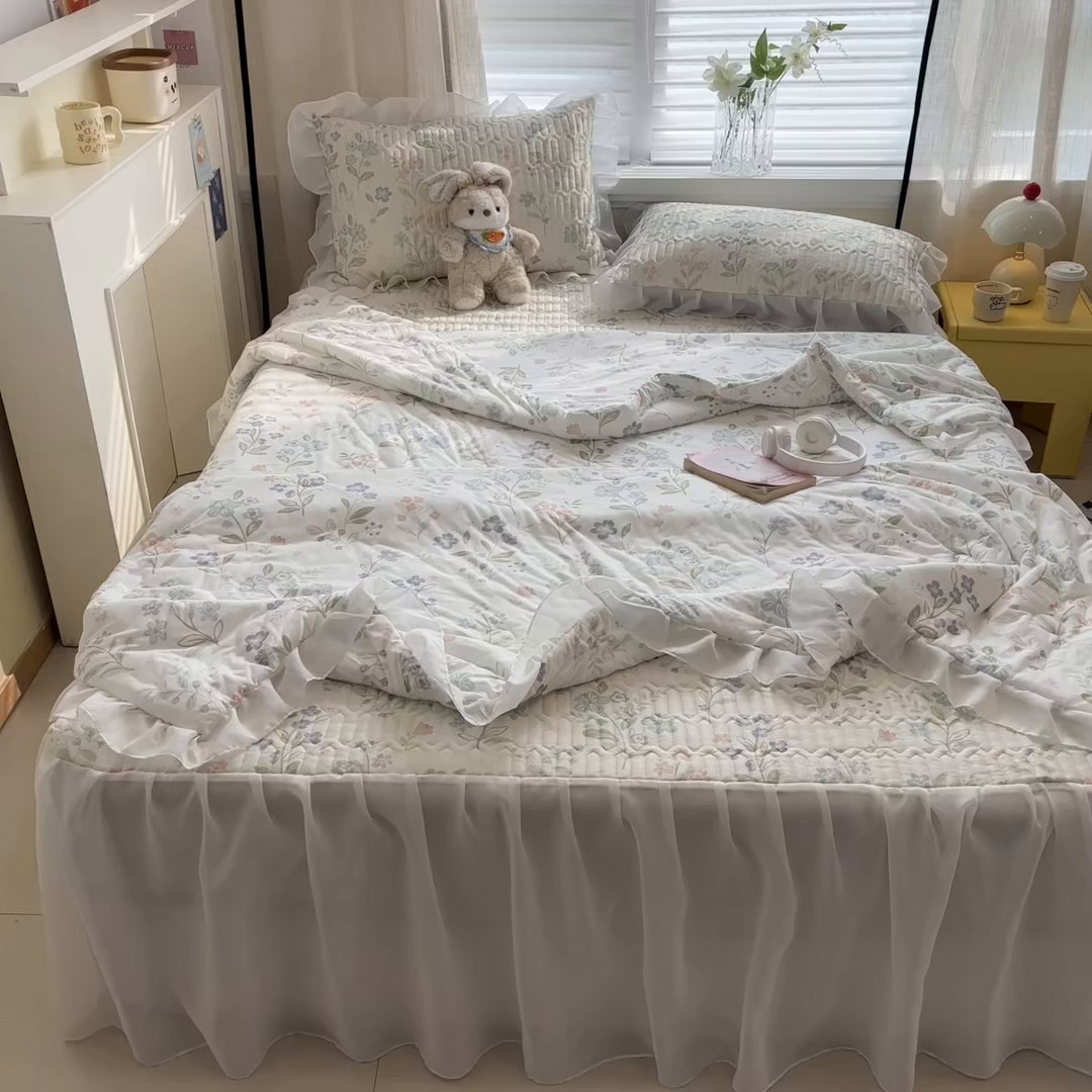 91家纺网 家纺一手货源 找家纺 慕尚家纺 2026新款床裙凉席夏被空调被夏凉被三件套四件套 床裙款 花香