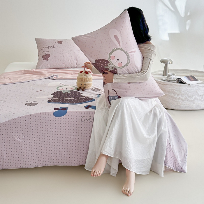 91家纺网 家纺一手货源 找家纺 豪美鑫 2026新款大版凉感夏被 森系小兔