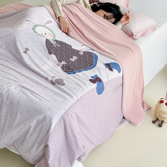 91家纺网 家纺一手货源 找家纺 豪美鑫 2026新款大版凉感夏被 森系小兔