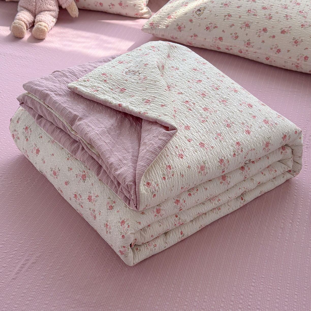 91家纺网 家纺一手货源 找家纺 （总）晚爱 2026新款泡芙棉双层纱夏被四件套小清新泡泡纱夏被四件套