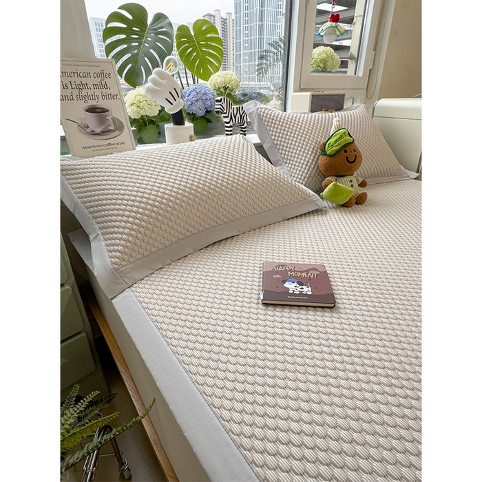 91家纺网 家纺一手货源 找家纺 （总）宜派家纺 2026新款A类卡通3D冰豆豆凉席三件套凉感值过0.21夏天刺绣冰丝席可机洗儿童空调软席子