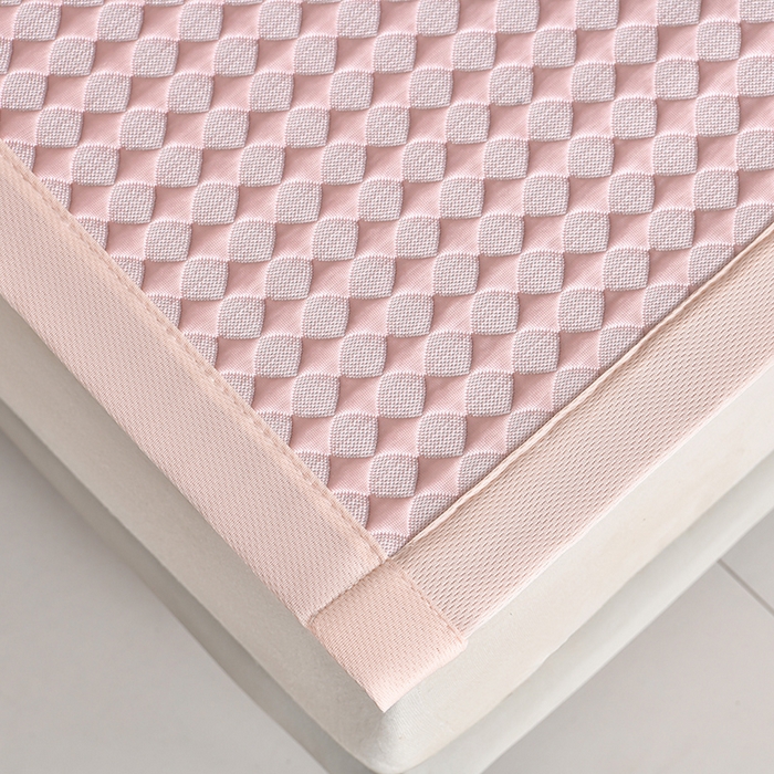 91家纺网 家纺一手货源 找家纺 （总）梦之星 2026新款PE凉感豆豆凉席绣花三明治复合三件套