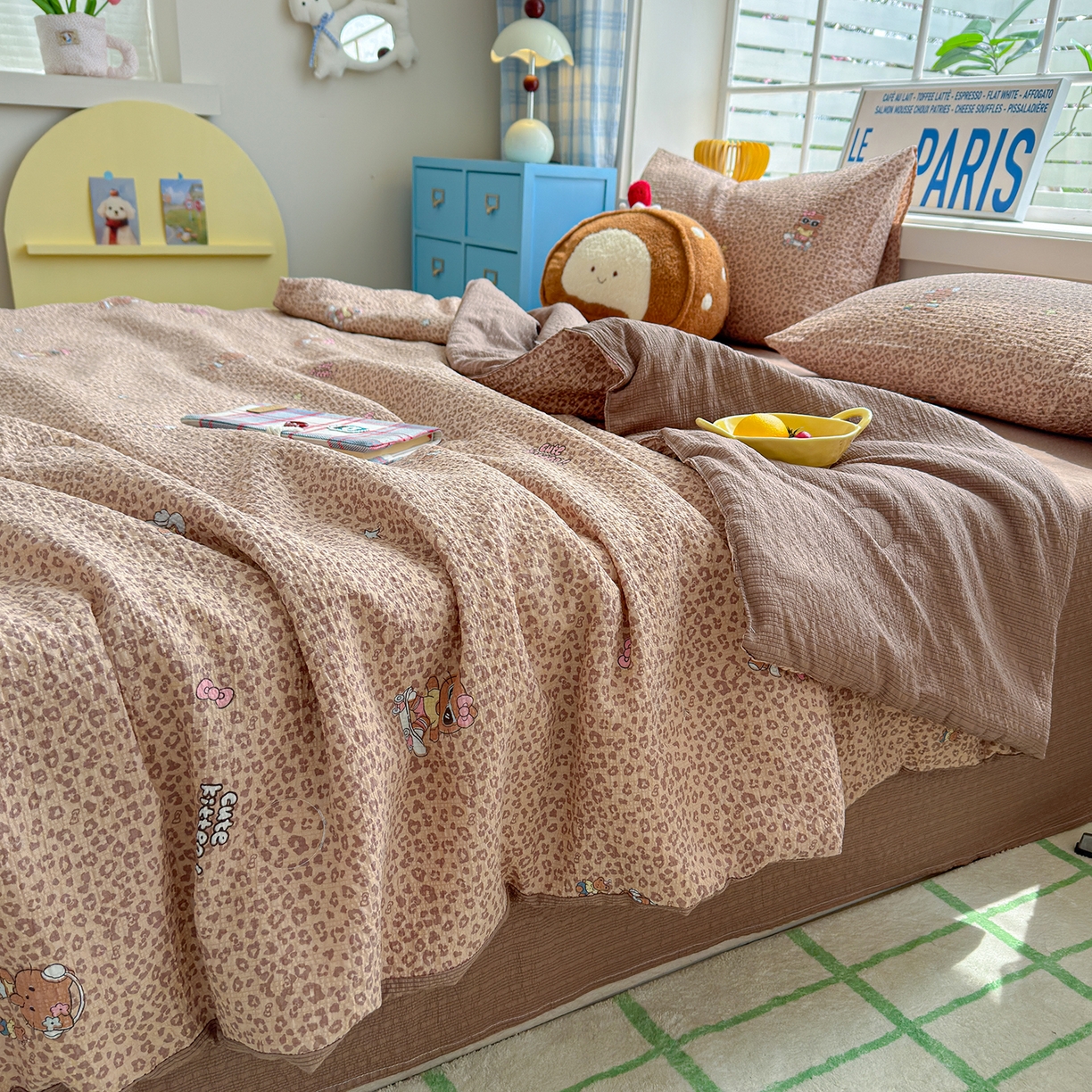 91家纺网 家纺一手货源 找家纺 晚爱 2026新款泡芙棉双层纱夏被四件套小清新泡泡纱夏被四件套 4豹纹凯蒂