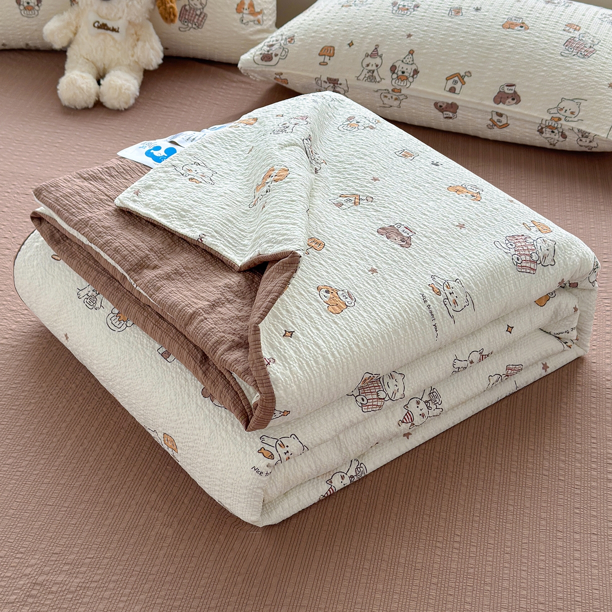 91家纺网 家纺一手货源 找家纺 晚爱 2026新款泡芙棉双层纱夏被四件套小清新泡泡纱夏被四件套 5喵星人