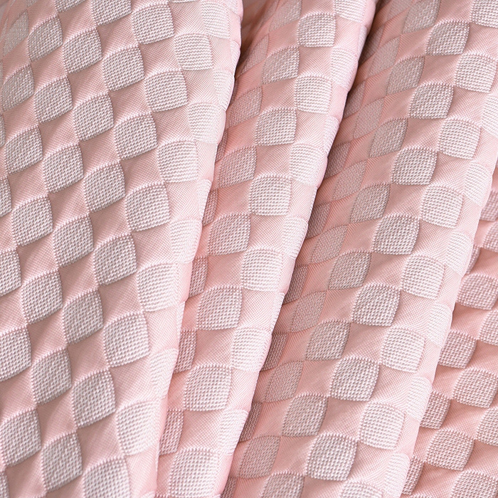 91家纺网 家纺一手货源 找家纺 梦之星 2026新款PE凉感豆豆凉席绣花三明治复合三件套 格韵-粉-平铺款