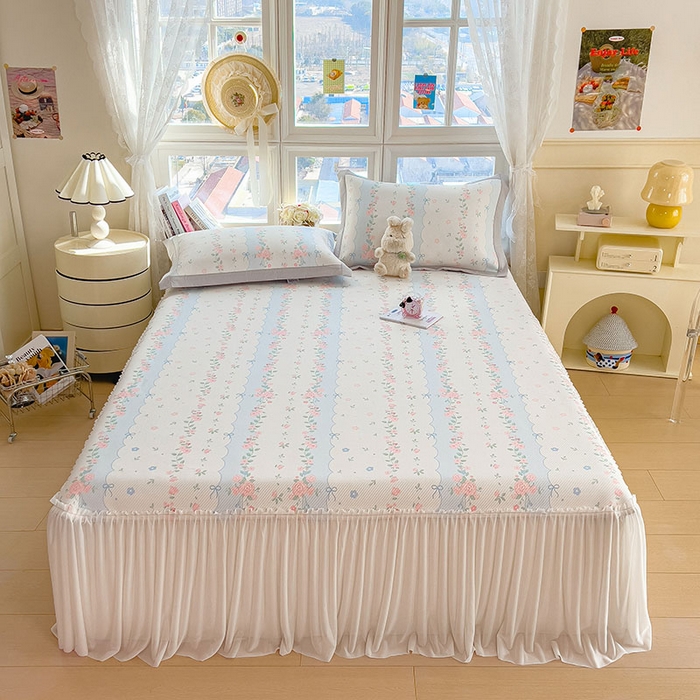 91家纺网 家纺一手货源 找家纺 宜派家纺 2026新款夏季花卉冰丝床裙席凉感值过0.21单件夏天冰豆豆A类可机洗学生宿舍空调软席 花知晓-床裙