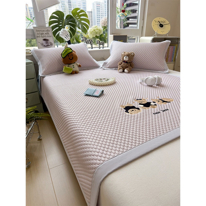 91家纺网 家纺一手货源 找家纺 宜派家纺 2026新款A类卡通3D冰豆豆凉席三件套凉感值过0.21夏天刺绣冰丝席可机洗儿童空调软席子 冰晶紫-床席