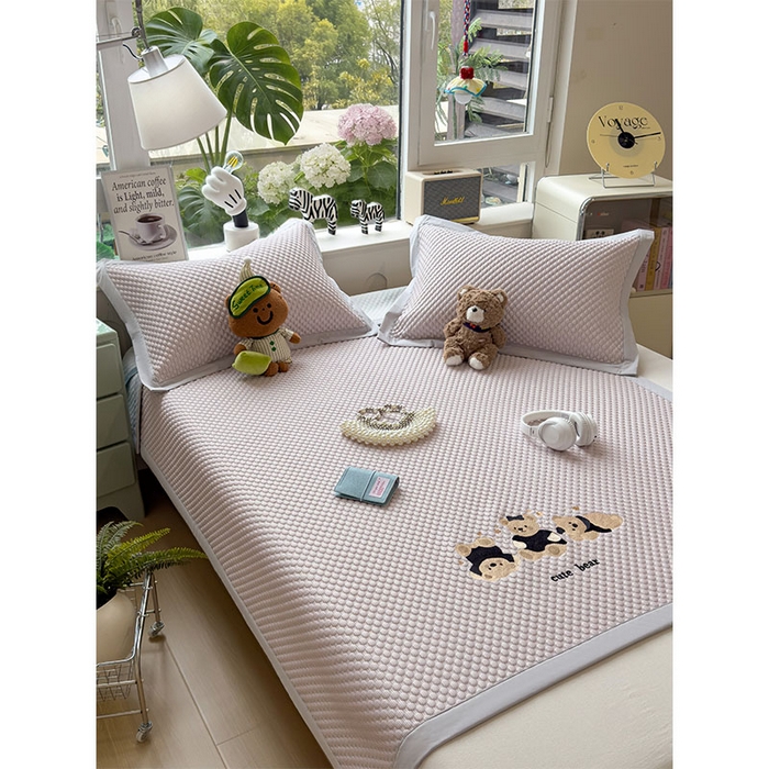 91家纺网 家纺一手货源 找家纺 宜派家纺 2026新款A类卡通3D冰豆豆凉席三件套凉感值过0.21夏天刺绣冰丝席可机洗儿童空调软席子 冰晶紫-床席