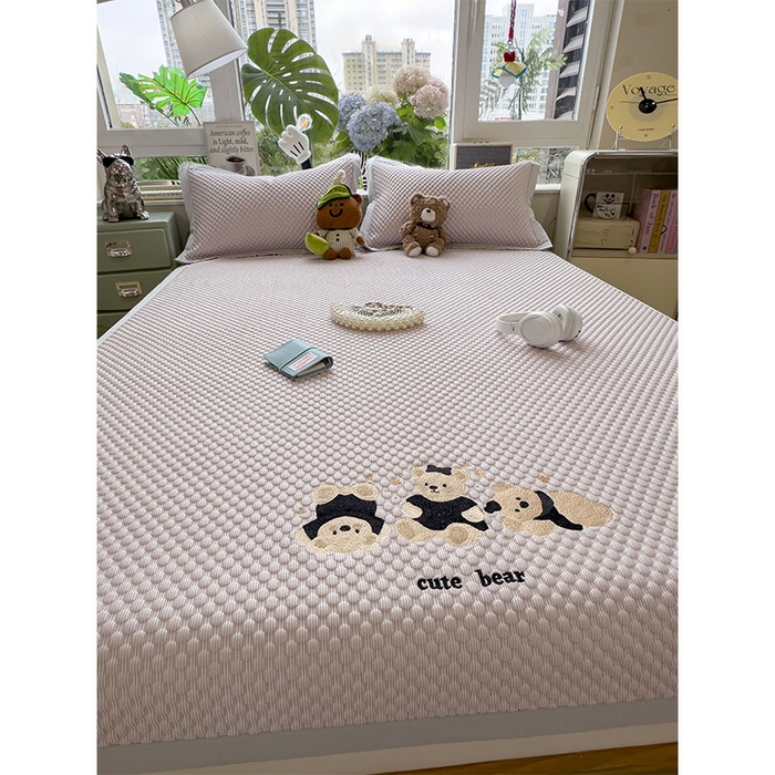 91家纺网 家纺一手货源 找家纺 宜派家纺 2026新款A类卡通3D冰豆豆凉席三件套凉感值过0.21夏天刺绣冰丝席可机洗儿童空调软席子 冰晶紫-床席