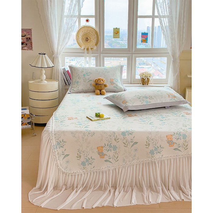 91家纺网 家纺一手货源 找家纺 宜派家纺 2026新款夏季花卉冰丝床裙席凉感值过0.21单件夏天冰豆豆A类可机洗学生宿舍空调软席 丛林小熊-床裙