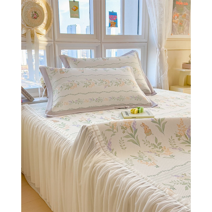 91家纺网 家纺一手货源 找家纺 宜派家纺 2026新款夏季花卉冰丝床裙席凉感值过0.21单件夏天冰豆豆A类可机洗学生宿舍空调软席 洛克庄园-床裙