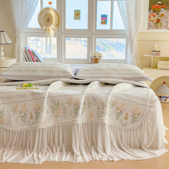 91家纺网 家纺一手货源 找家纺 宜派家纺 2026新款夏季花卉冰丝床裙席凉感值过0.21单件夏天冰豆豆A类可机洗学生宿舍空调软席 洛克庄园-床裙