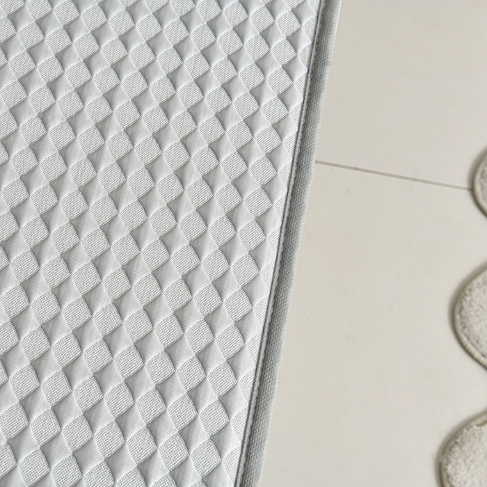 91家纺网 家纺一手货源 找家纺 梦之星 2026新款PE凉感豆豆凉席绣花三明治复合床笠款三件套 格韵-灰-床笠款