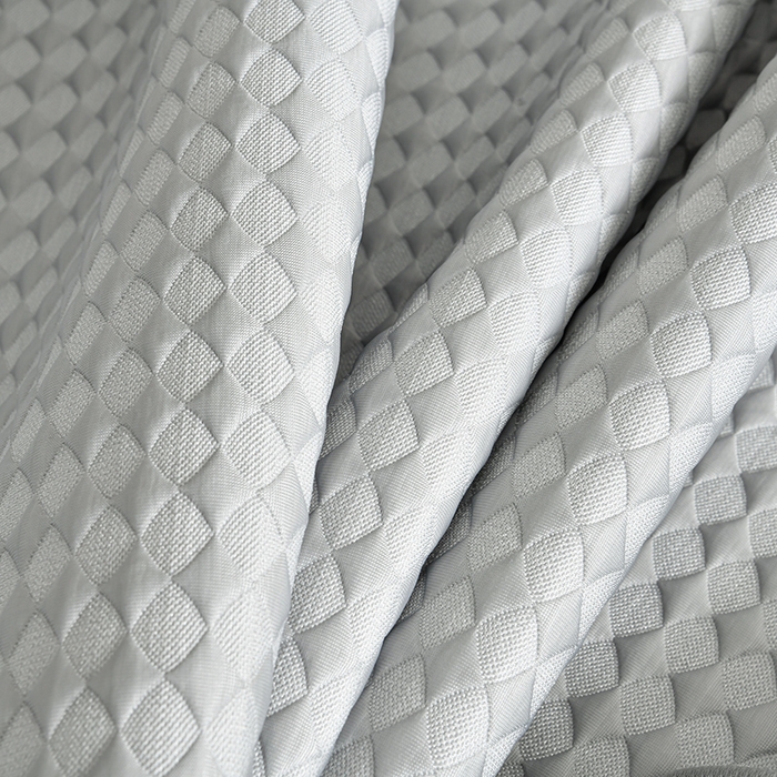 91家纺网 家纺一手货源 找家纺 梦之星 2026新款PE凉感豆豆凉席绣花三明治复合床笠款三件套 格韵-灰-床笠款