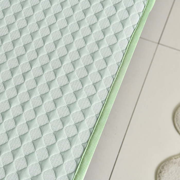 91家纺网 家纺一手货源 找家纺 梦之星 2026新款PE凉感豆豆凉席绣花三明治复合床笠款三件套 格韵-绿-床笠款