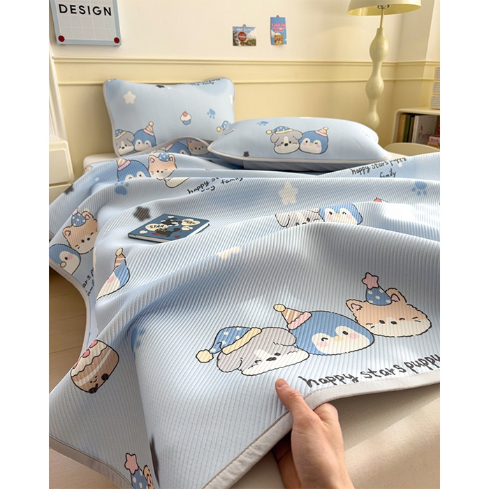 91家纺网 家纺一手货源 找家纺 宜派家纺 2026新款冰豆豆席卡通凉席凉感值过0.21可机洗夏天学生宿舍单人席子 开心一家-床席