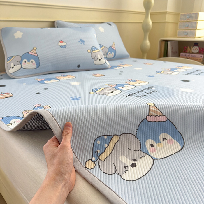 91家纺网 家纺一手货源 找家纺 宜派家纺 2026新款冰豆豆席卡通凉席凉感值过0.21可机洗夏天学生宿舍单人席子 开心一家-床席