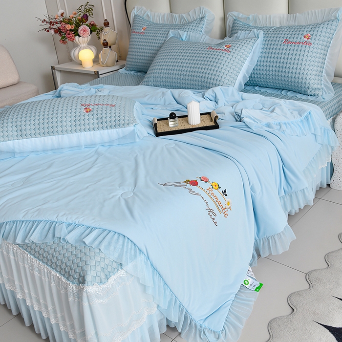 91家纺网 家纺一手货源 找家纺 （总）梦之星 2026新款PE凉感豆豆凉席绣花三明治复合床裙款氨纶凉感丝夏被三件套四件套