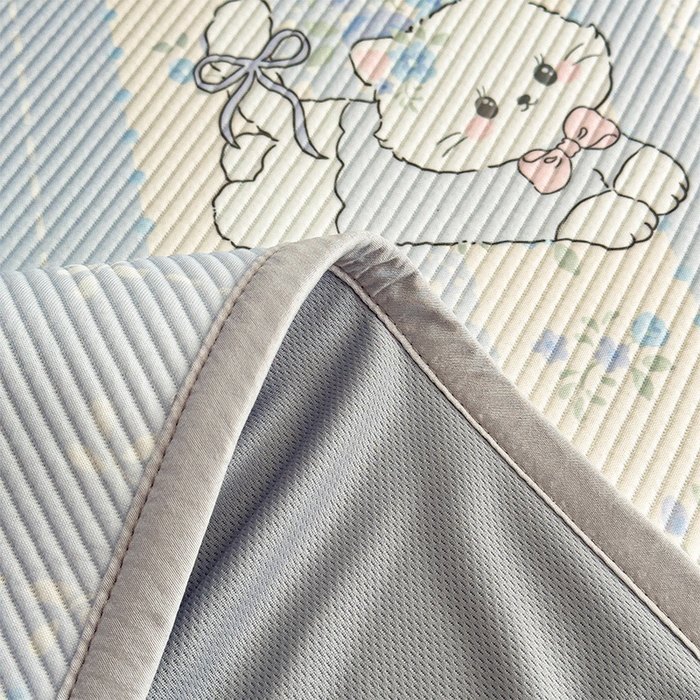 91家纺网 家纺一手货源 找家纺 宜派家纺 2026新款冰豆豆席卡通凉席凉感值过0.21可机洗夏天学生宿舍单人席子 花园物语-床笠