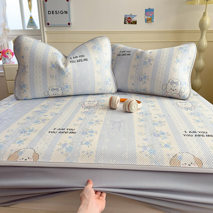 91家纺网 家纺一手货源 找家纺 宜派家纺 2026新款冰豆豆席卡通凉席凉感值过0.21可机洗夏天学生宿舍单人席子 花园物语-床笠