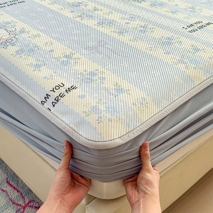 91家纺网 家纺一手货源 找家纺 宜派家纺 2026新款冰豆豆席卡通凉席凉感值过0.21可机洗夏天学生宿舍单人席子 花园物语-床笠