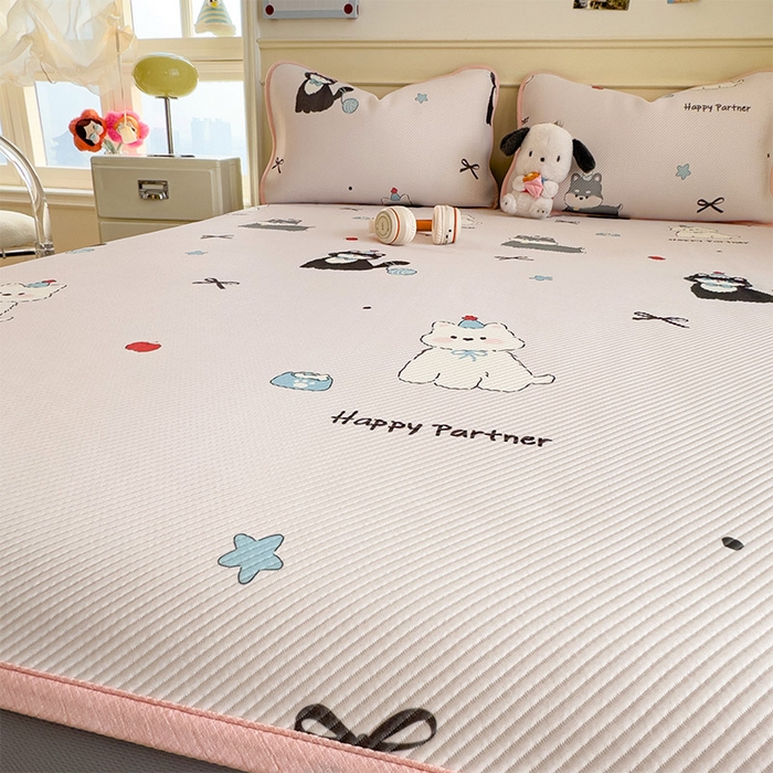 91家纺网 家纺一手货源 找家纺 宜派家纺 2026新款冰豆豆席卡通凉席凉感值过0.21可机洗夏天学生宿舍单人席子 快乐伙伴-床笠