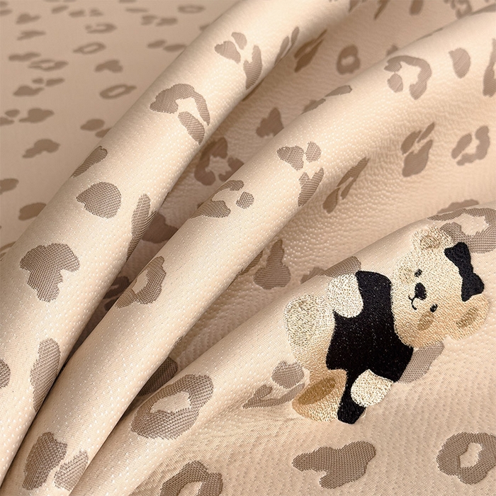 91家纺网 家纺一手货源 找家纺 宜派家纺 2026新款A类母婴级ins清新冰豆豆小熊刺绣凉感值过0.21夏季冰丝席凉席夏天 小熊豹豹-咖-床席