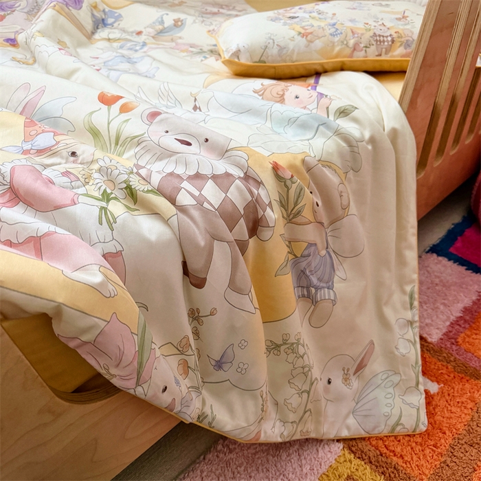 91家纺网 家纺一手货源 找家纺 萌宝家纺 2026新款母婴风全棉60S贡缎大豆夏被幼儿园纯棉夏凉被三件套 星月绮梦