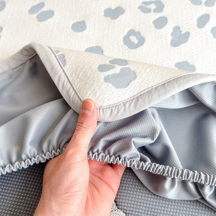 91家纺网 家纺一手货源 找家纺 宜派家纺 2026新款A类母婴级ins清新冰豆豆小熊刺绣凉感值过0.21夏季冰丝席凉席夏天 小熊豹豹-浅蓝-床笠