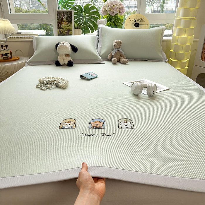 91家纺网 家纺一手货源 找家纺 宜派家纺 2026新款可机洗冰豆豆冰丝席凉席a类母婴级婴儿可用凉感值过0.21夏天床笠款软席子夏季 萌趣时光-床席