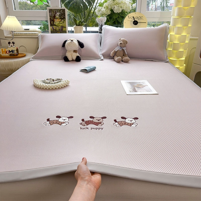 91家纺网 家纺一手货源 找家纺 宜派家纺 2026新款可机洗冰豆豆冰丝席凉席a类母婴级婴儿可用凉感值过0.21夏天床笠款软席子夏季 趴趴狗-床席