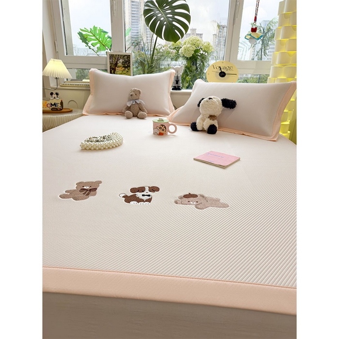 91家纺网 家纺一手货源 找家纺 宜派家纺 2026新款可机洗冰豆豆冰丝席凉席a类母婴级婴儿可用凉感值过0.21夏天床笠款软席子夏季 软萌小熊-床席