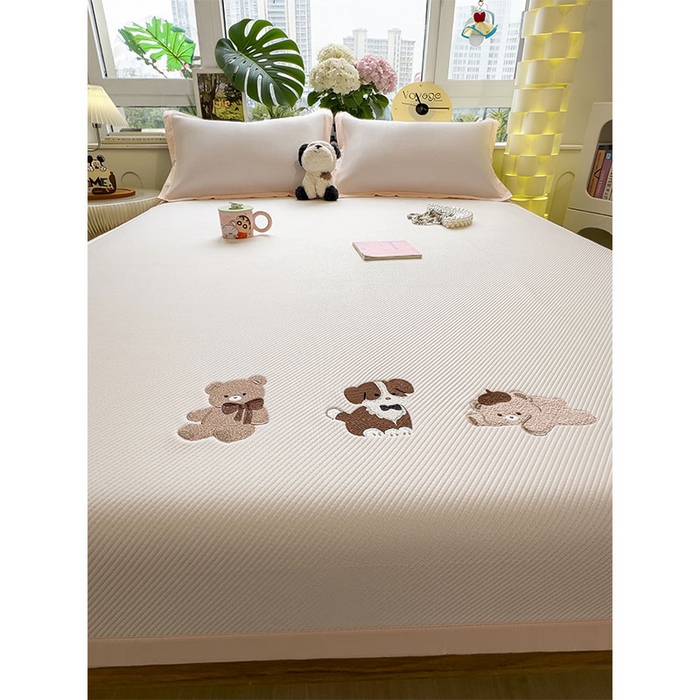 91家纺网 家纺一手货源 找家纺 宜派家纺 2026新款可机洗冰豆豆冰丝席凉席a类母婴级婴儿可用凉感值过0.21夏天床笠款软席子夏季 软萌小熊-床席