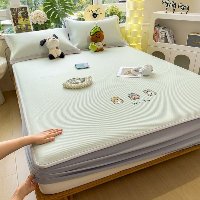 91家纺网 家纺一手货源 找家纺 宜派家纺 2026新款可机洗冰豆豆冰丝席凉席a类母婴级婴儿可用凉感值过0.21夏天床笠款软席子夏季 萌趣时光-床笠